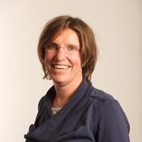 Pasfoto Karlijn Derksen