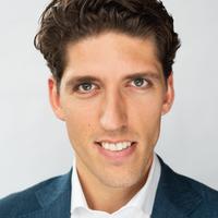 Pasfoto Robert van den Broek