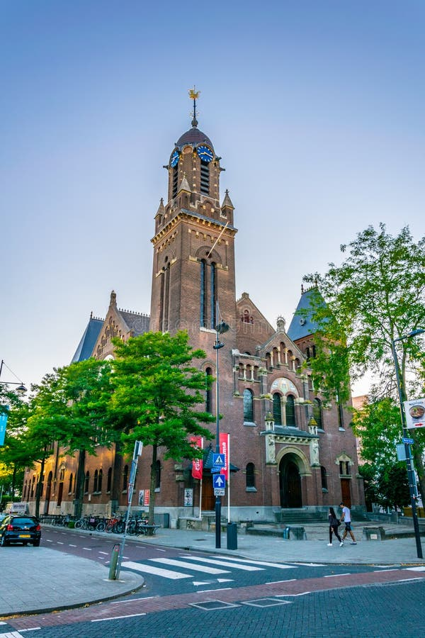 De Arminiuskerk in Rotterdam Redactionele Foto - Afbeelding van centrum,  elementen: 246395151